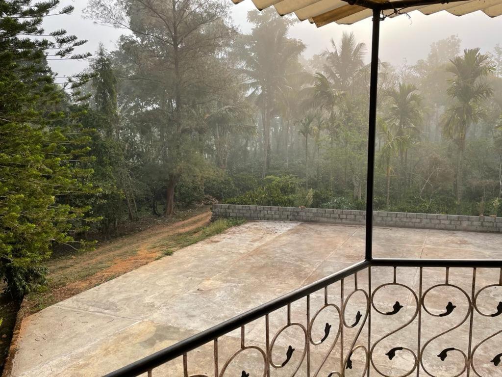 New Organic Home Stay Mudigere 外观 照片