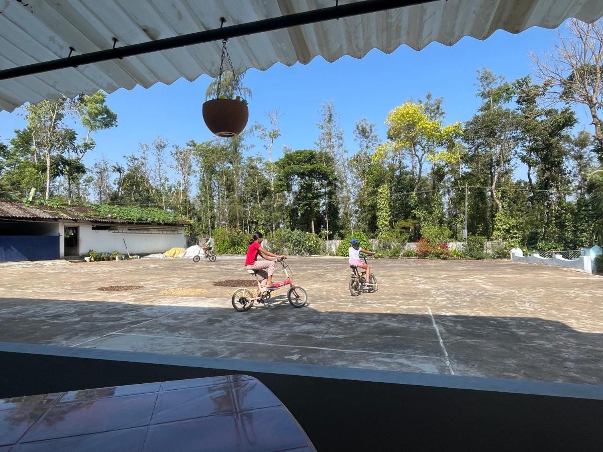 New Organic Home Stay Mudigere 外观 照片